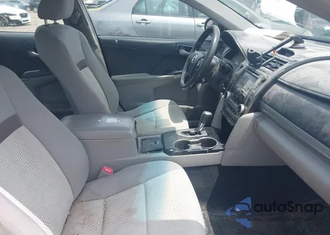 2014 Toyota Camry L/Le/Se/Se Sport/Xle из США, поврежденный, VIN 4T4BF1FK3ER386503